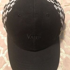 NWOT Vans checkered off the wall hat